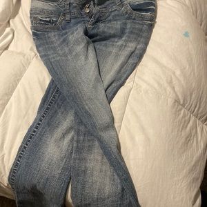 Women’s jeans size 9 wallflower brand